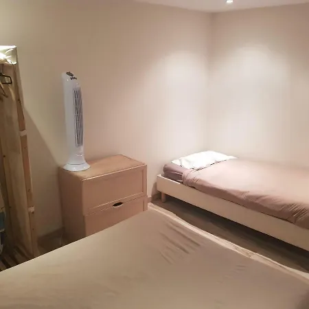 13 Rue De La Fontaine F11 卢德