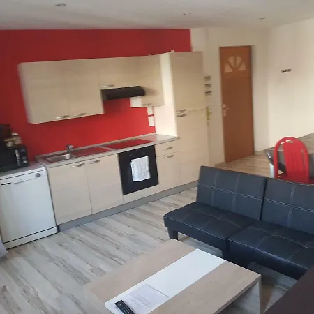 Appartamento 13 Rue De La Fontaine F11 *